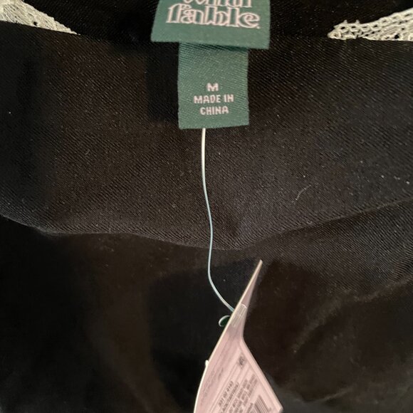 (BRAND NEW) Medium Sized Wild Fable Top - Picture 5 of 6